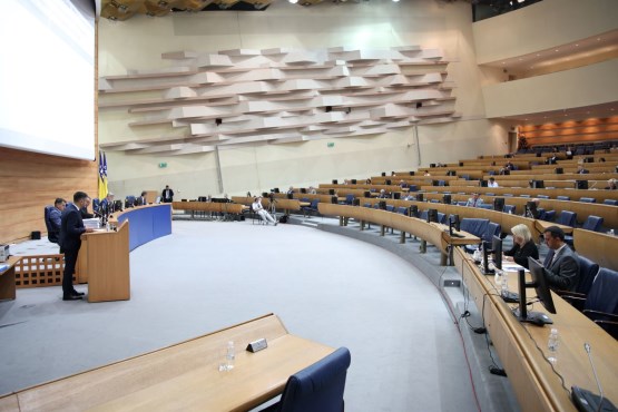 На 38. хитној сједница Представничког дома Парламентарне скупштине БиХ усвојен Приједлог закона о Буџету институција БиХ за 2026. годину
